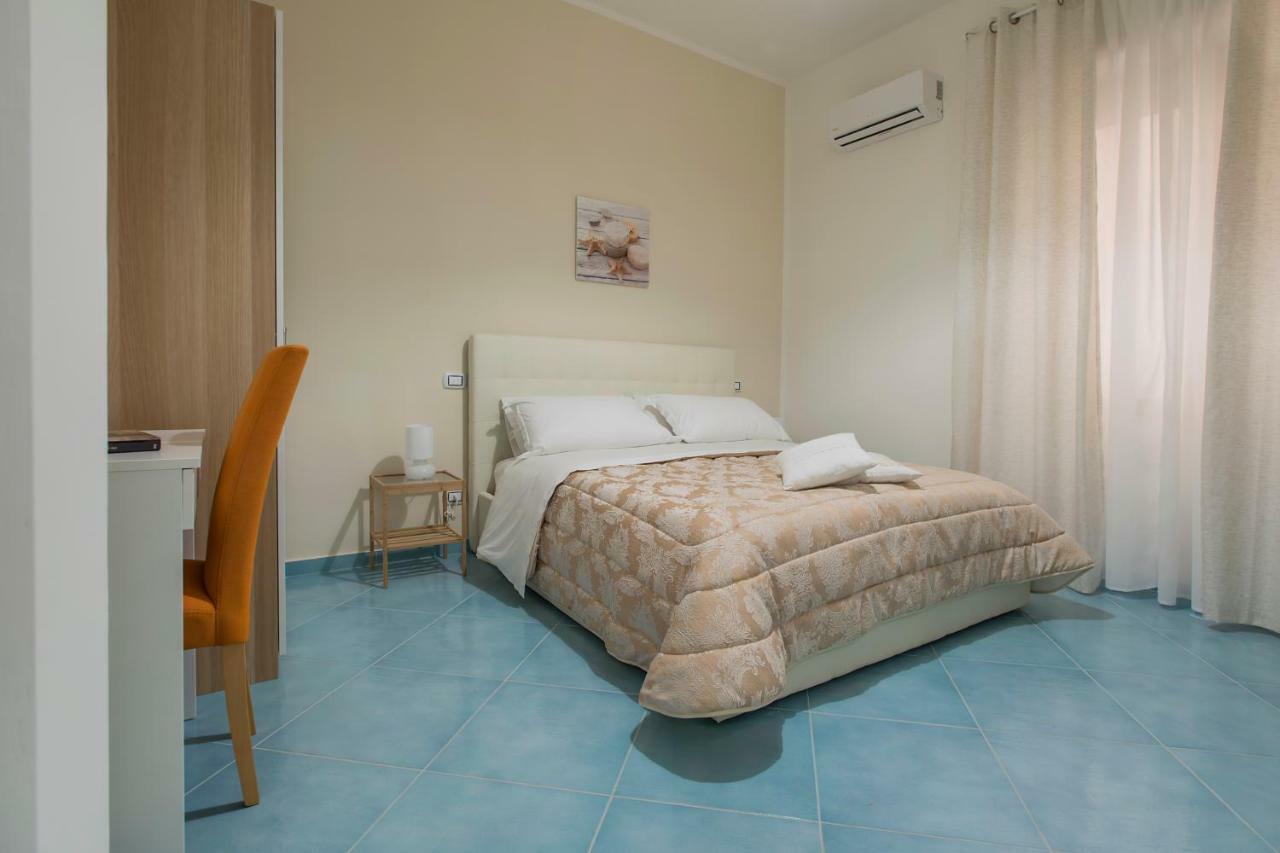 Ad Maiora Bed & Breakfast Salerno Exterior photo