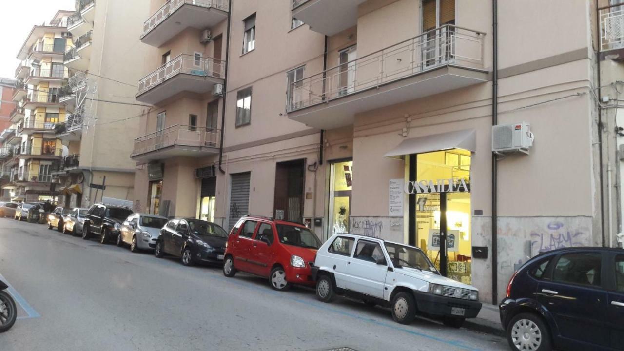 Ad Maiora Bed & Breakfast Salerno Exterior photo